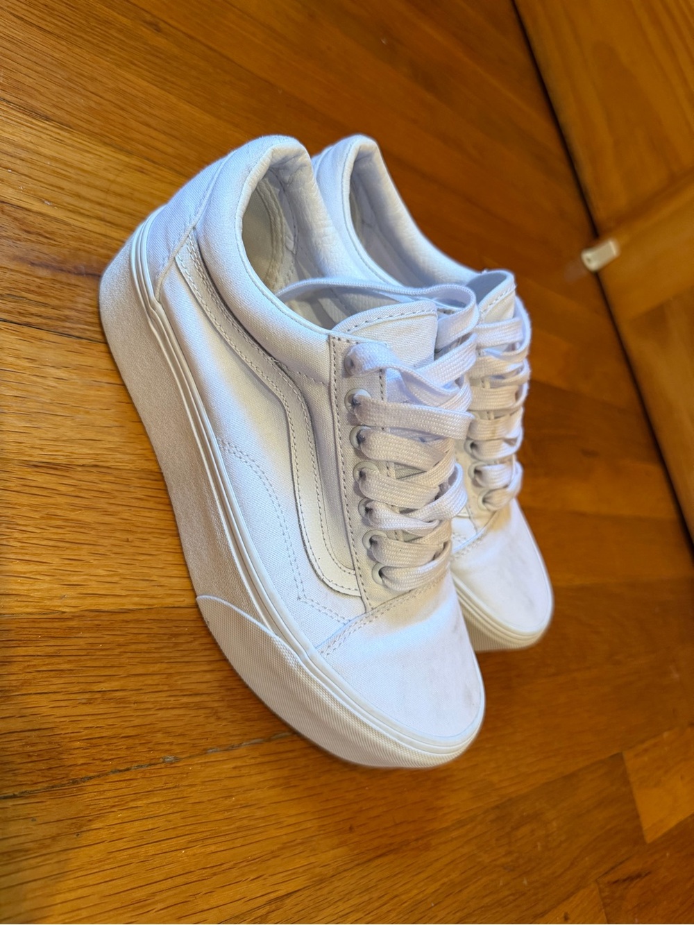Vans platform old skool white